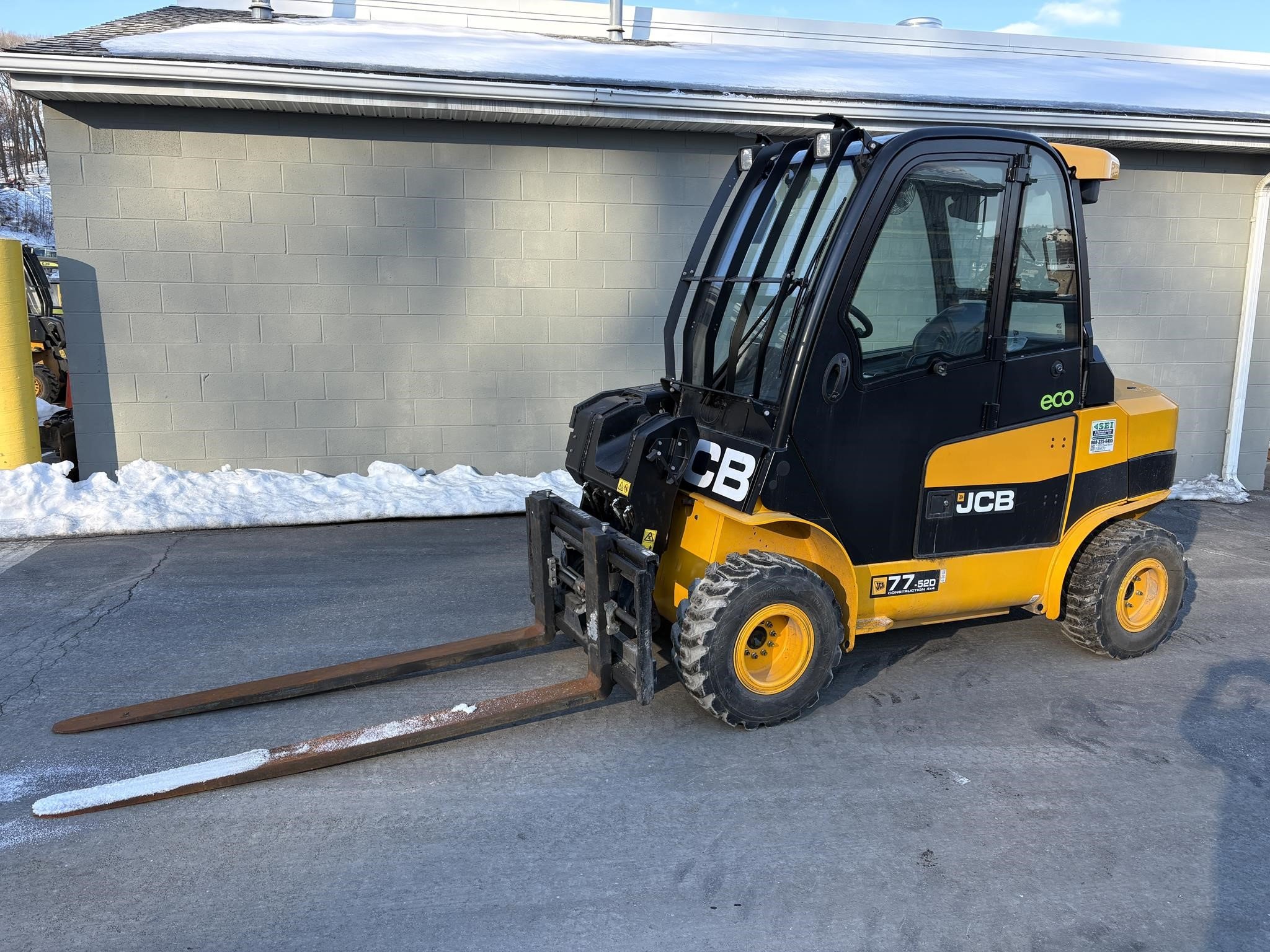 Photo of a 2024 JCB 77-52D