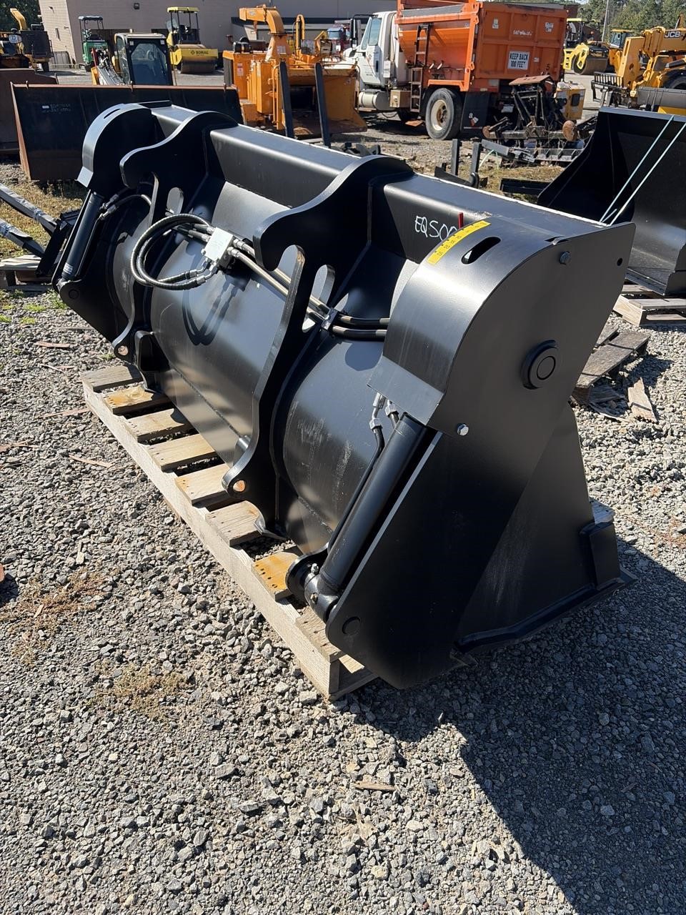 2026 JCB 92" 6-IN-1 BUCKET