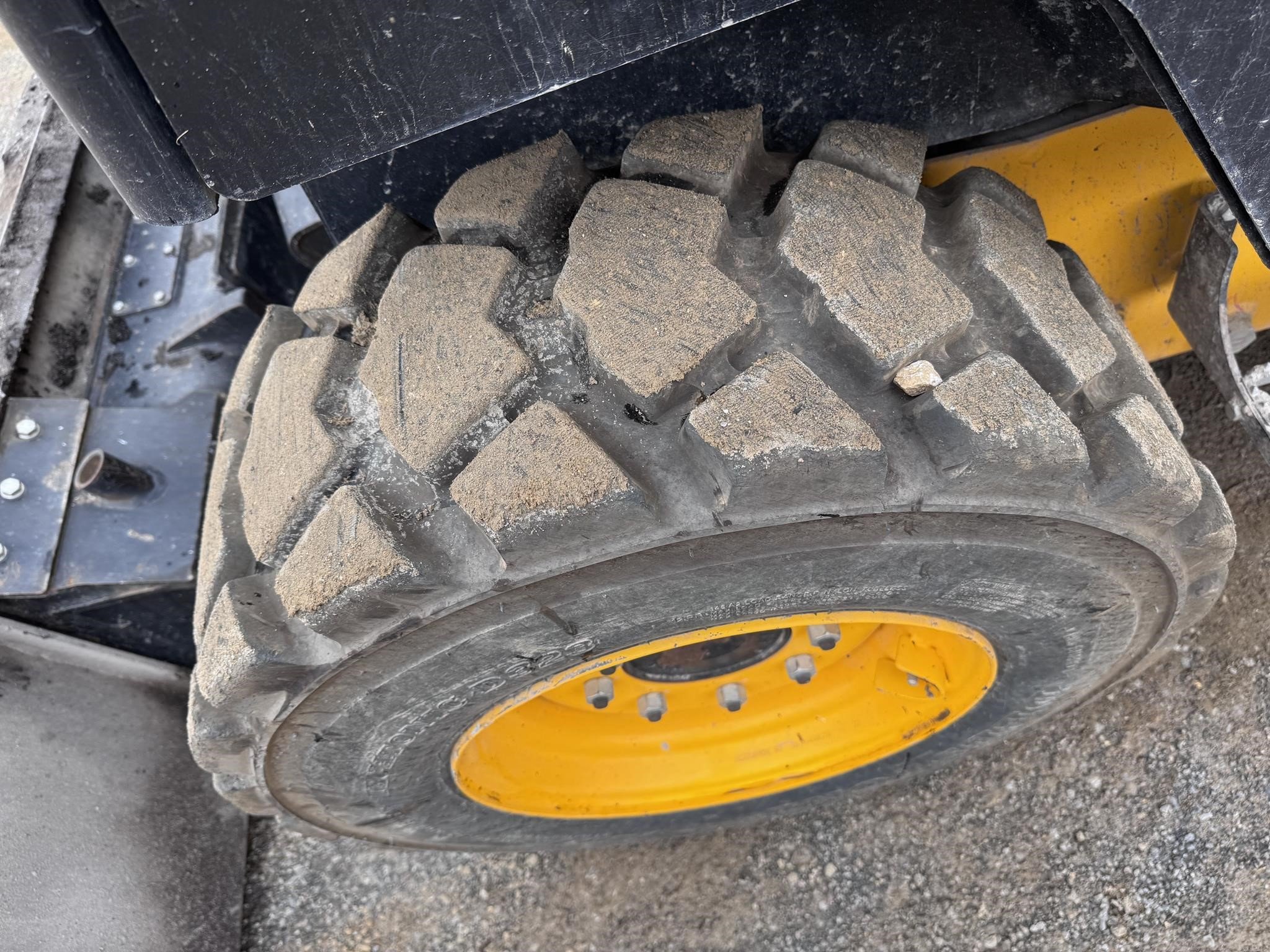 2023 JCB 270