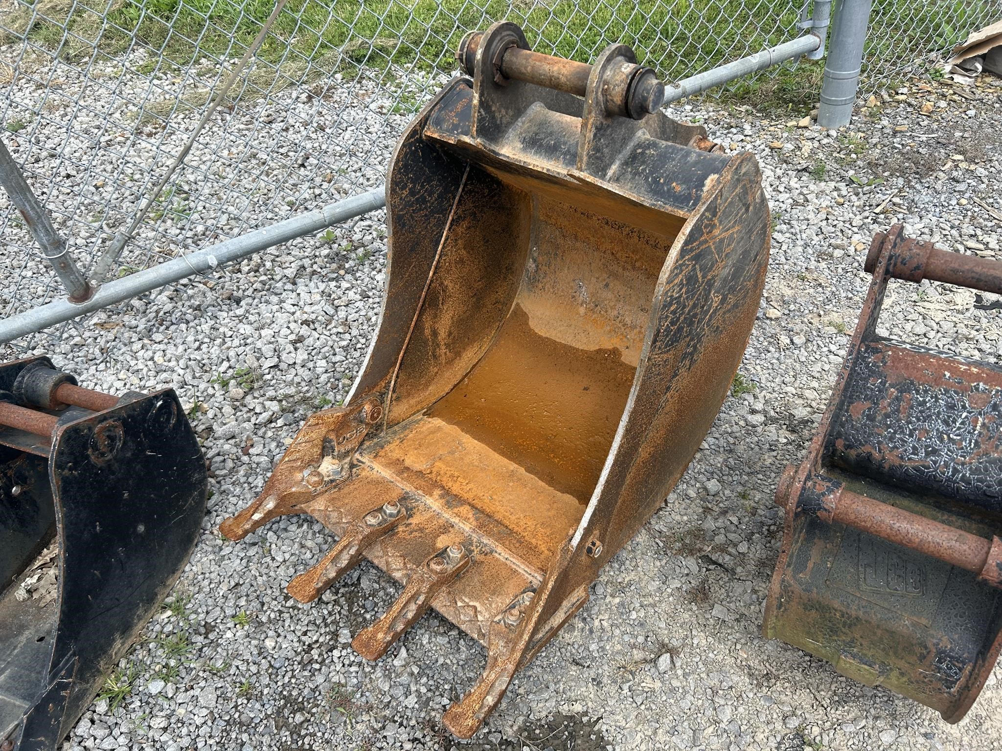 2023 JCB 24" GP BUCKET