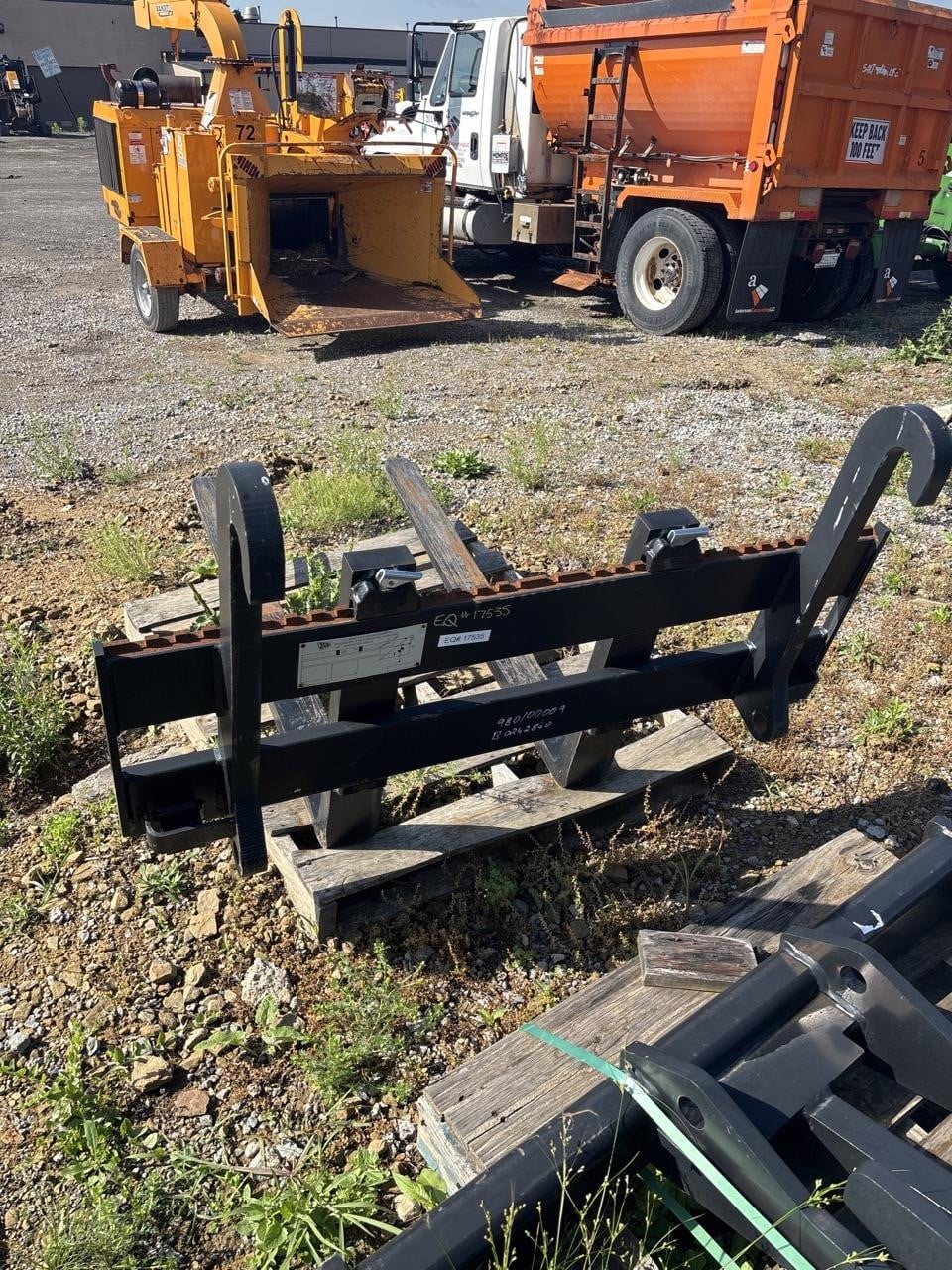 2023 JCB 48 in. FORKS