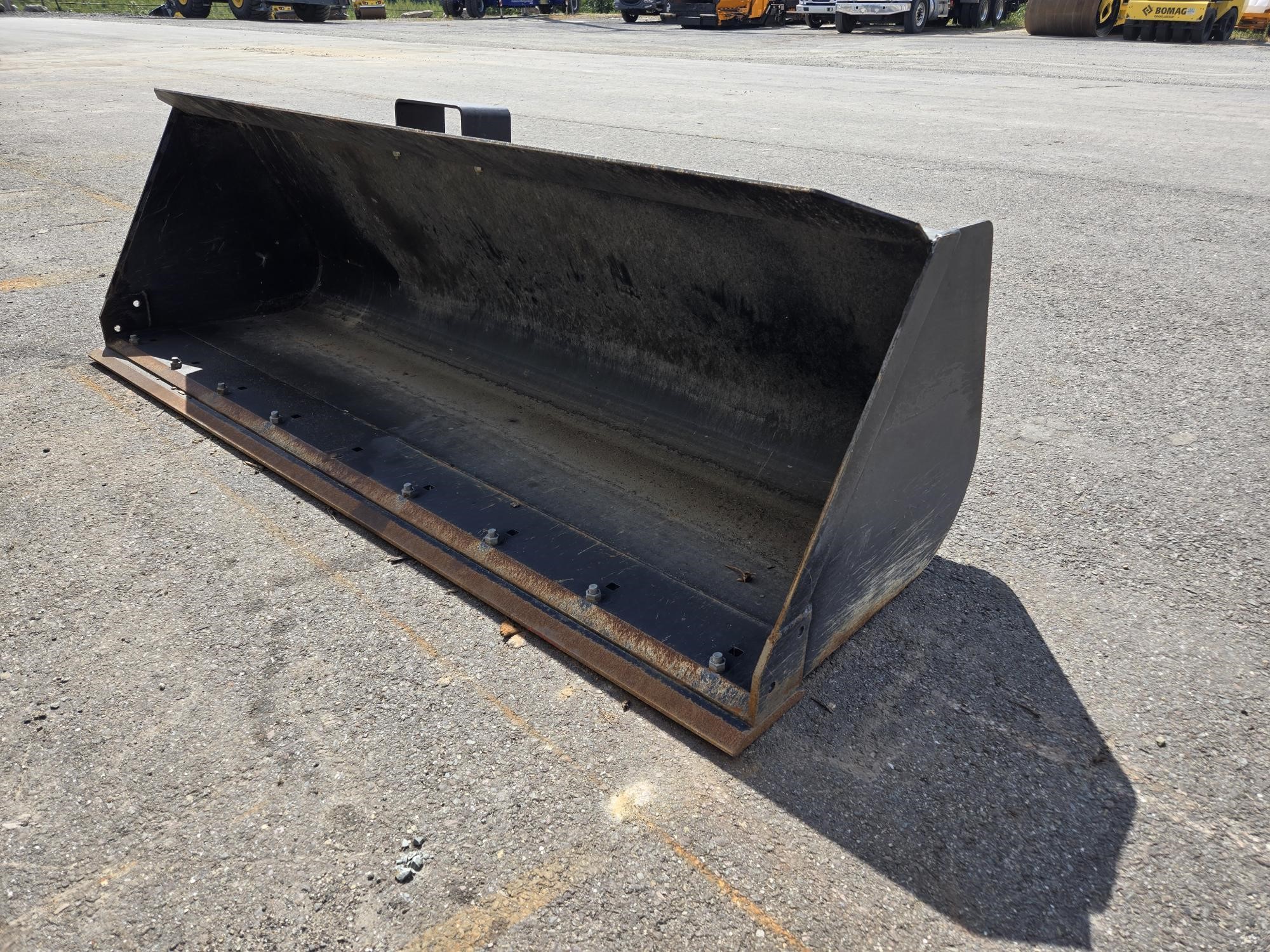 2023 JCB 72" JCB 1CXT BUCKET