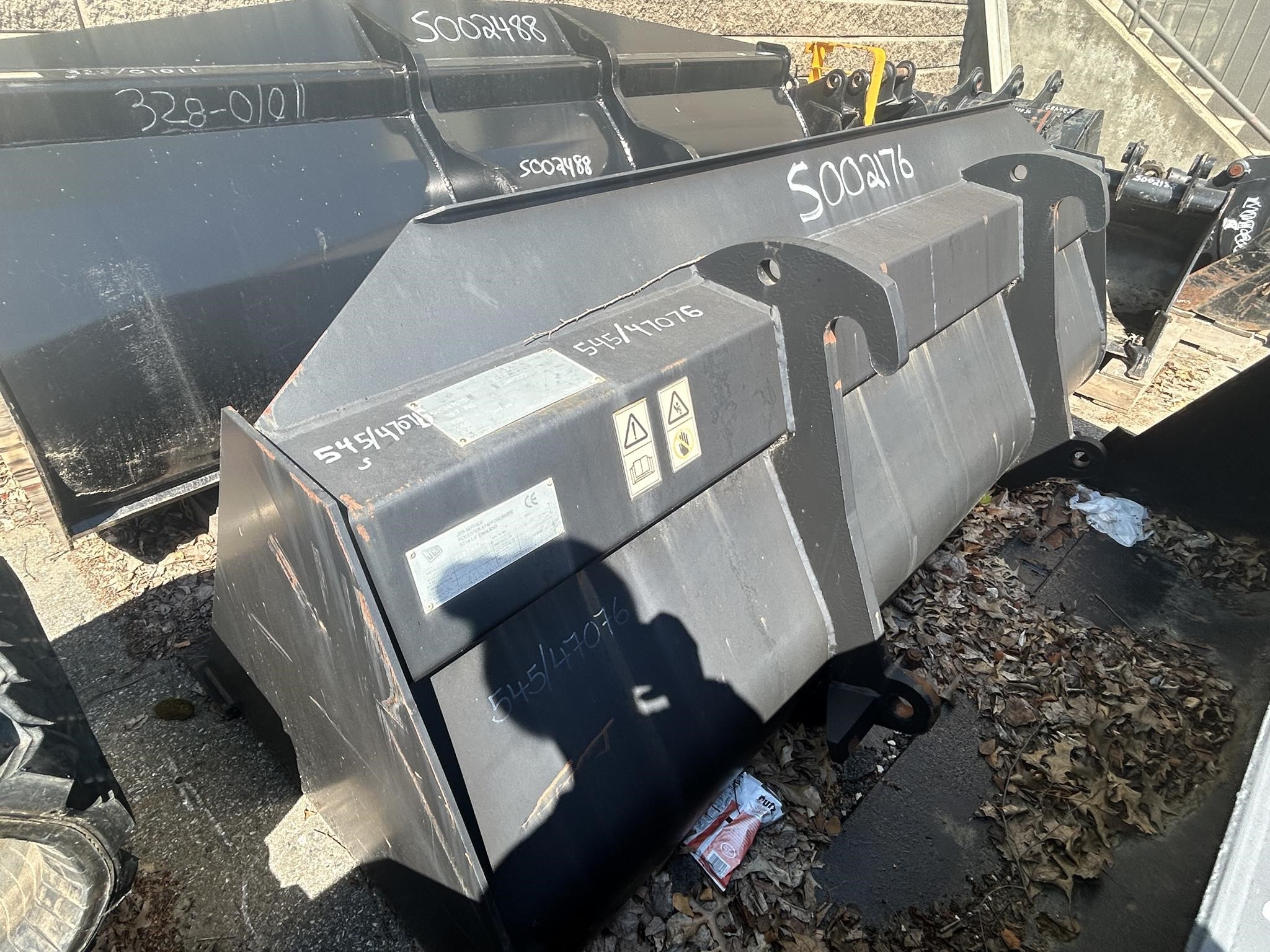 2023 JCB 96" BUCKET