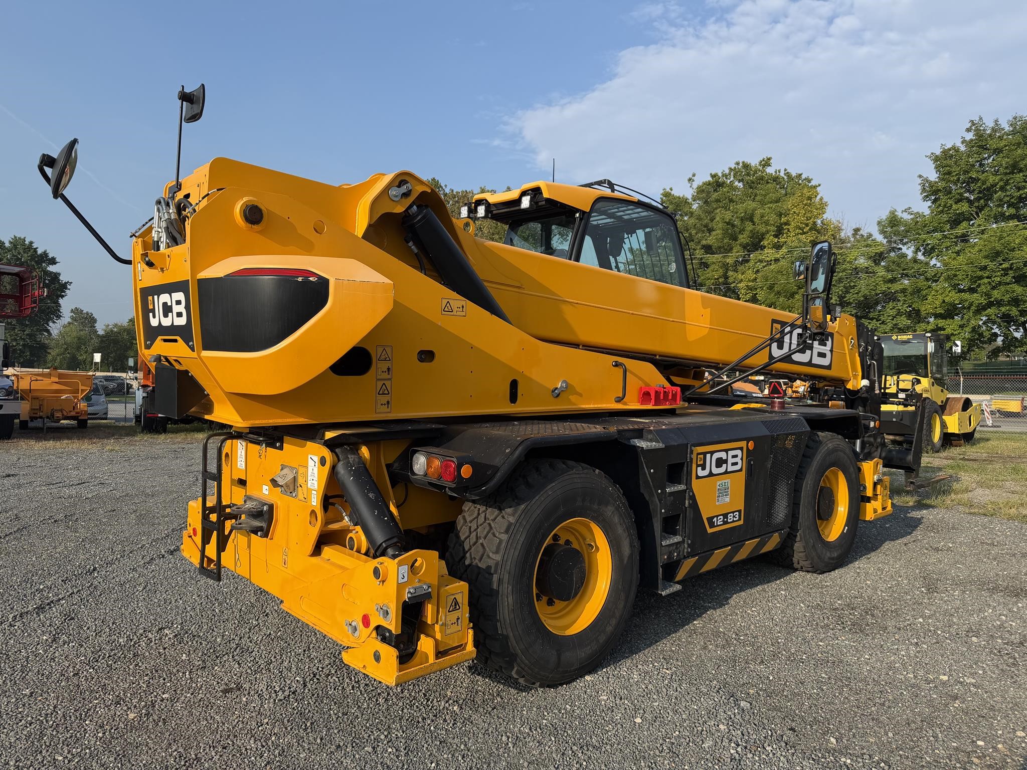 2023 JCB 512-83R