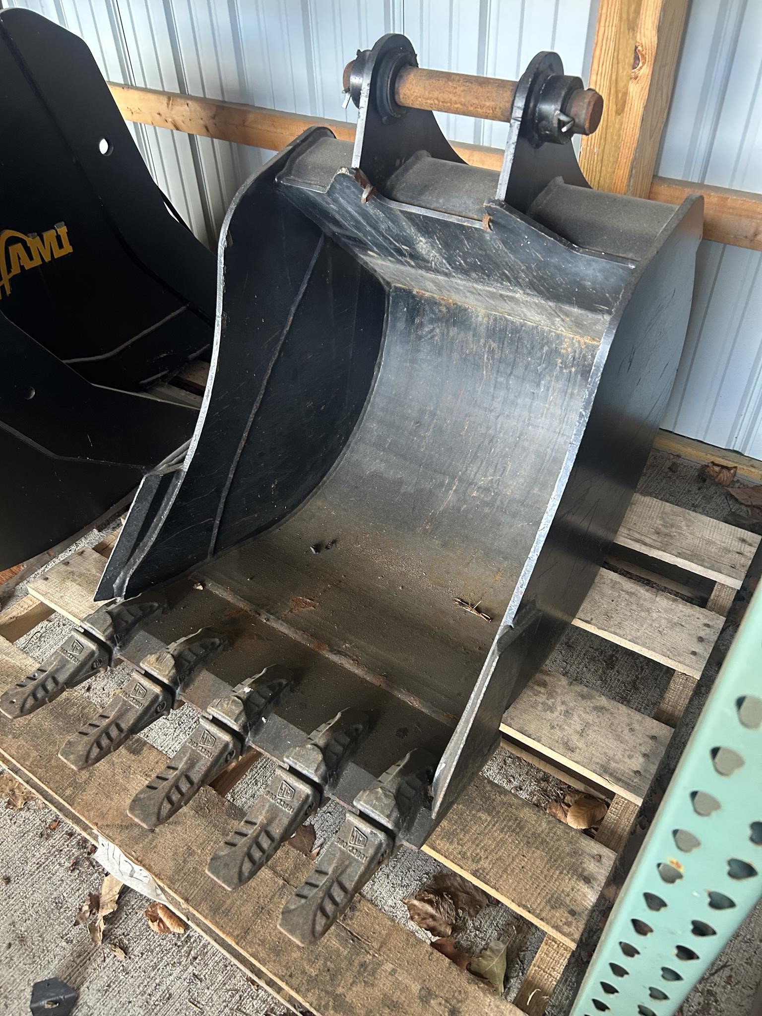 Photo of 2022 JCB 24" BUCKET
