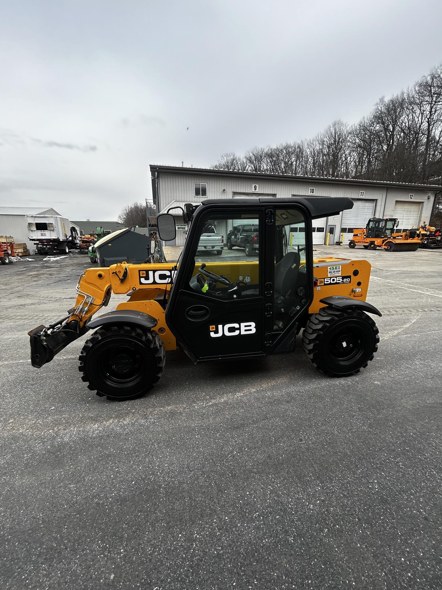 Photo of a 2023 JCB 505-20TC