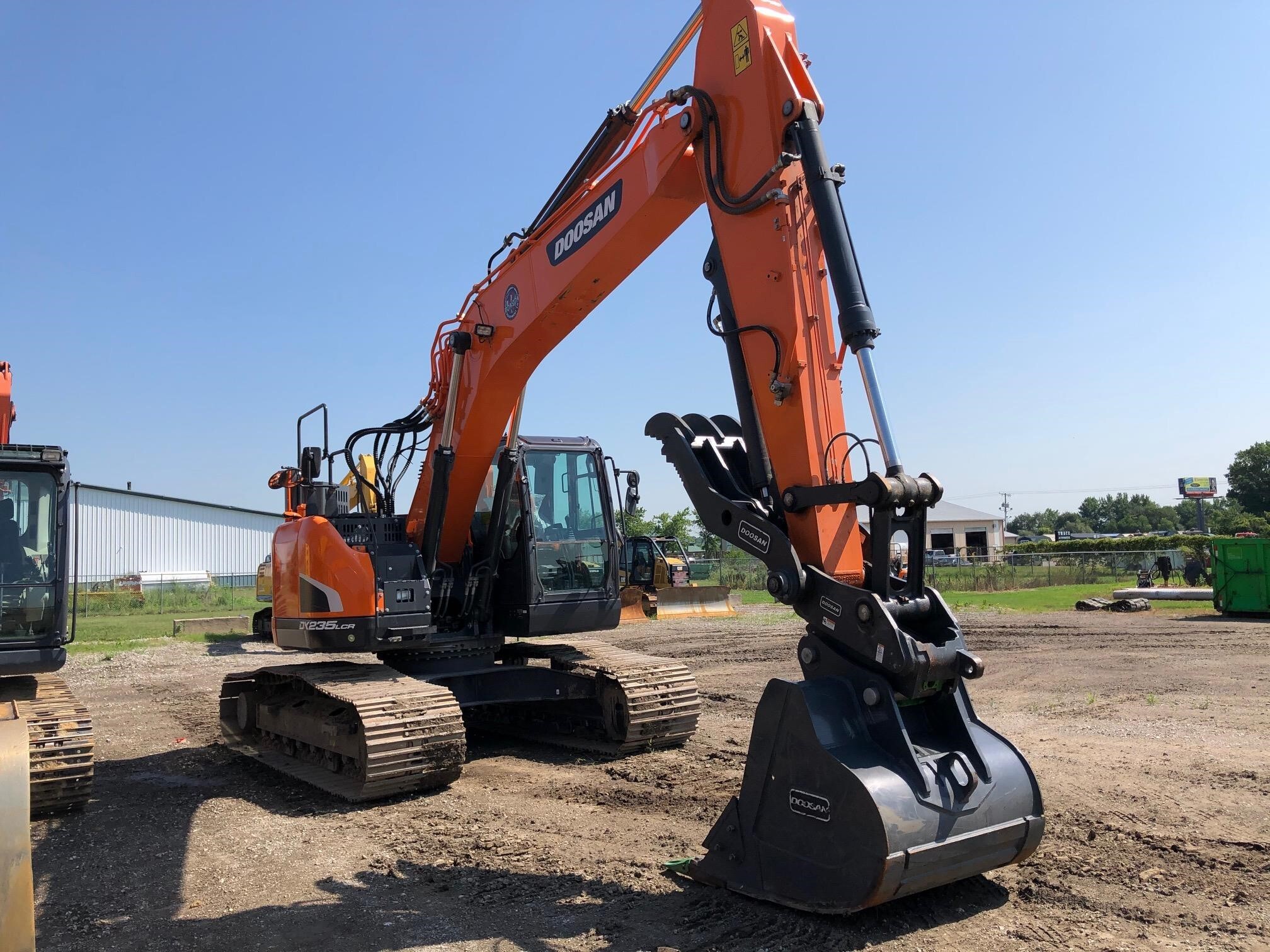 2021 Doosan DX235LCR-5