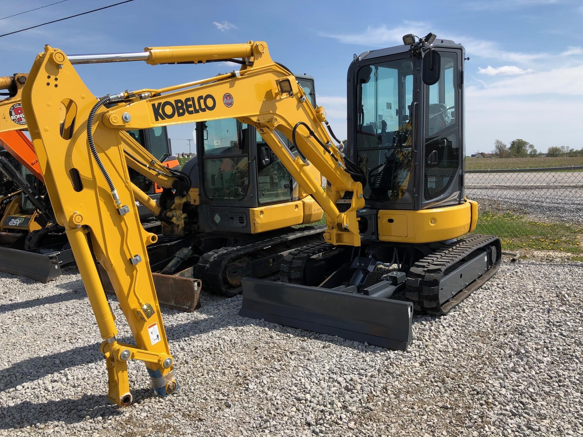Photo of a 2025 Kobelco SK35SR-7