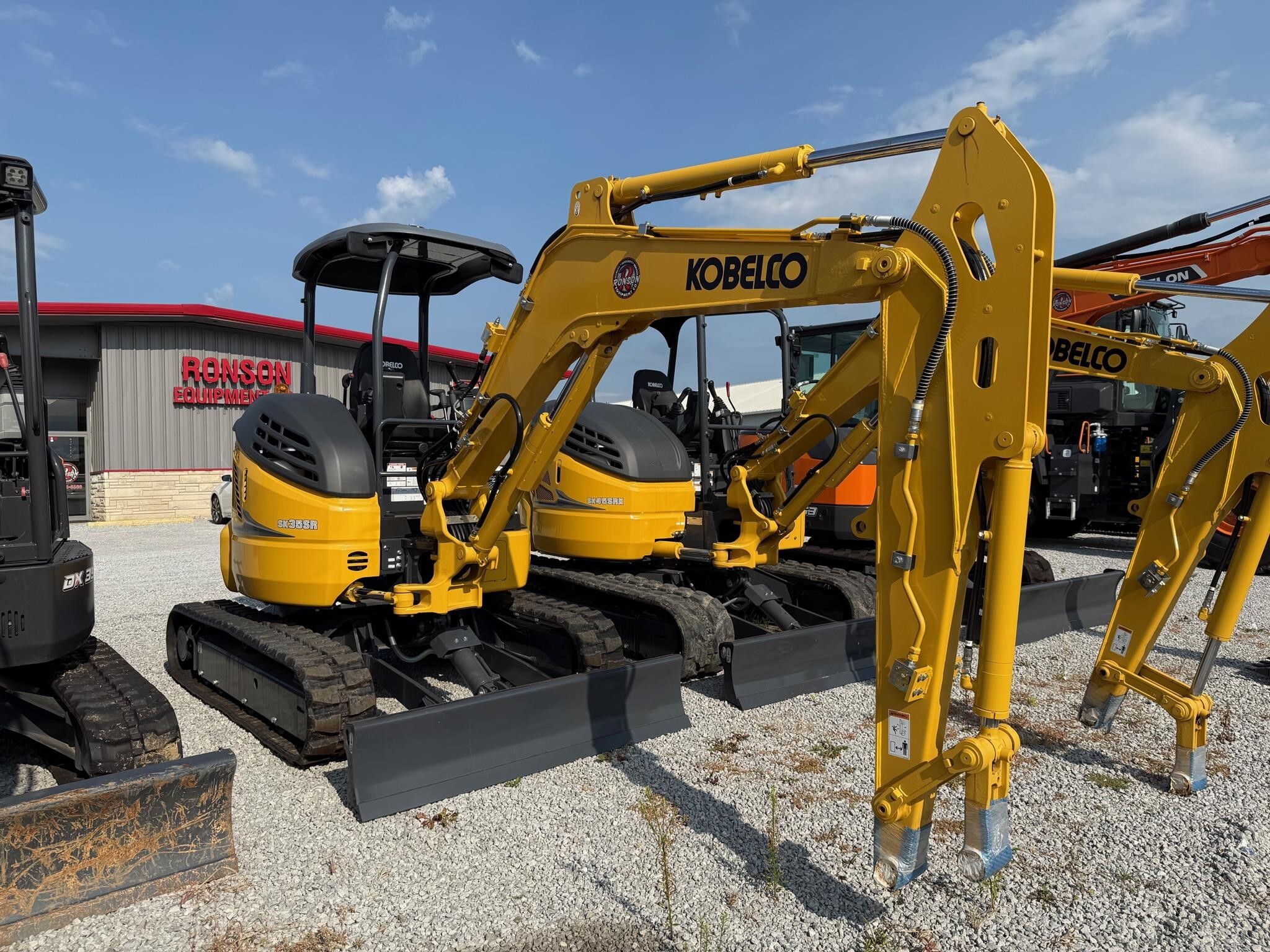2025 Kobelco SK35SR-7