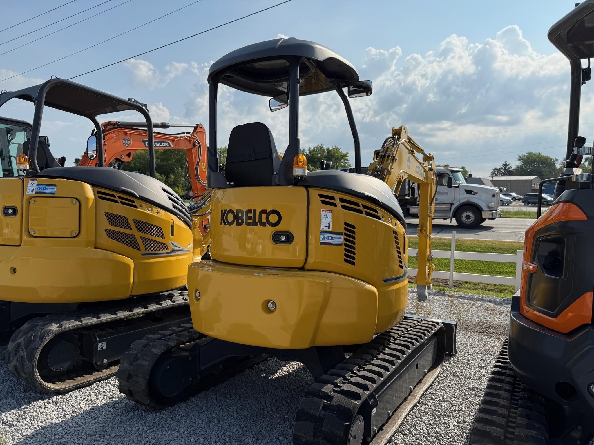 2025 Kobelco SK35SR-7