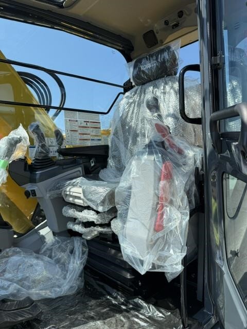 2026 Kobelco SK75SR-7E