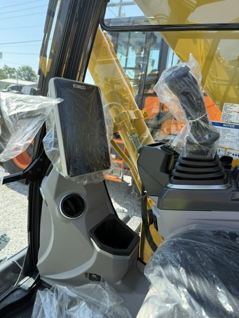 2026 Kobelco SK75SR-7E