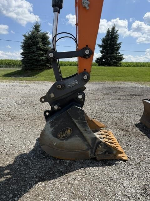 2020 Doosan DX140LCR-5