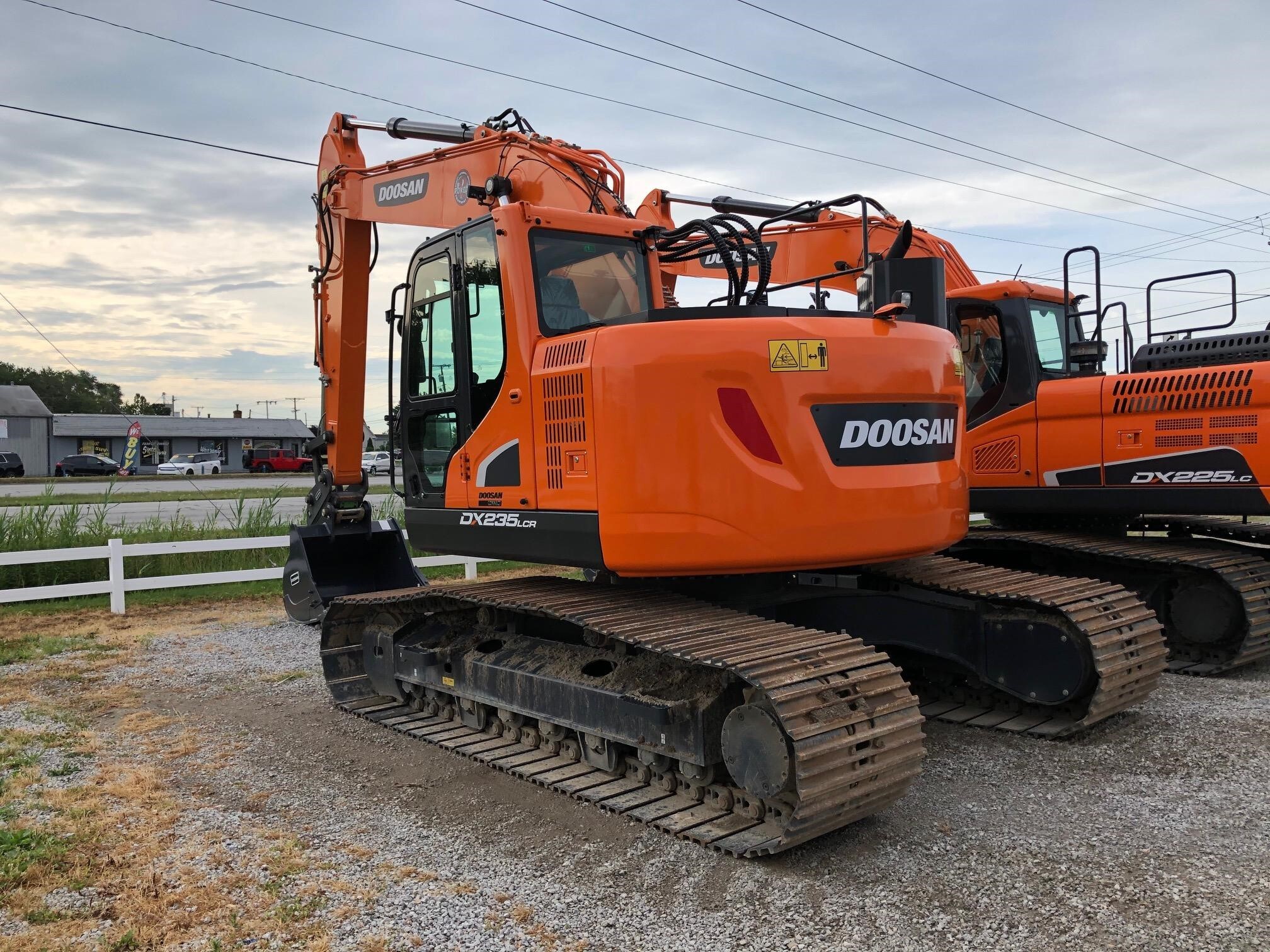 2021 Doosan DX235LCR-5