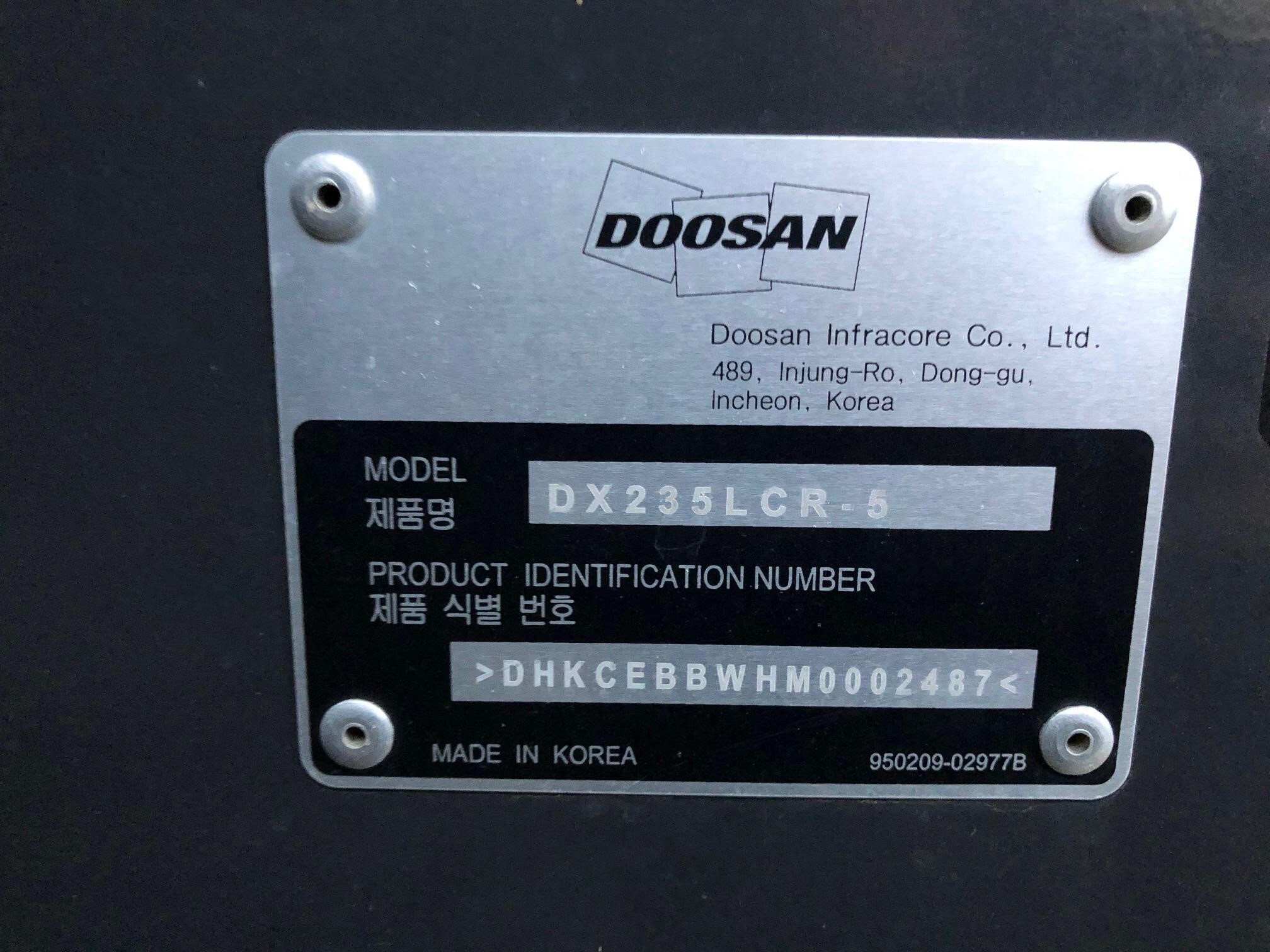 2021 Doosan DX235LCR-5