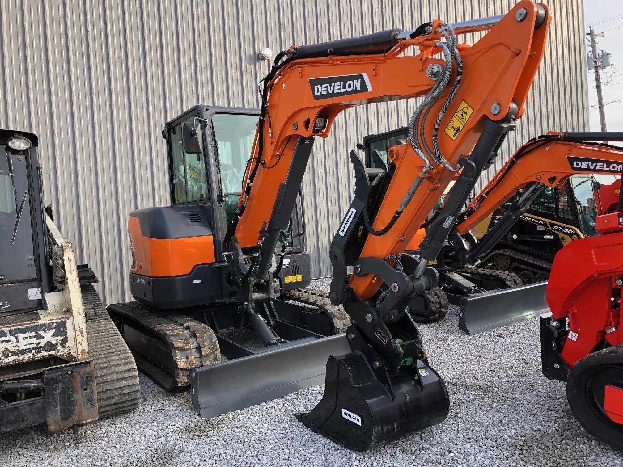 2024 Develon DX50Z-7