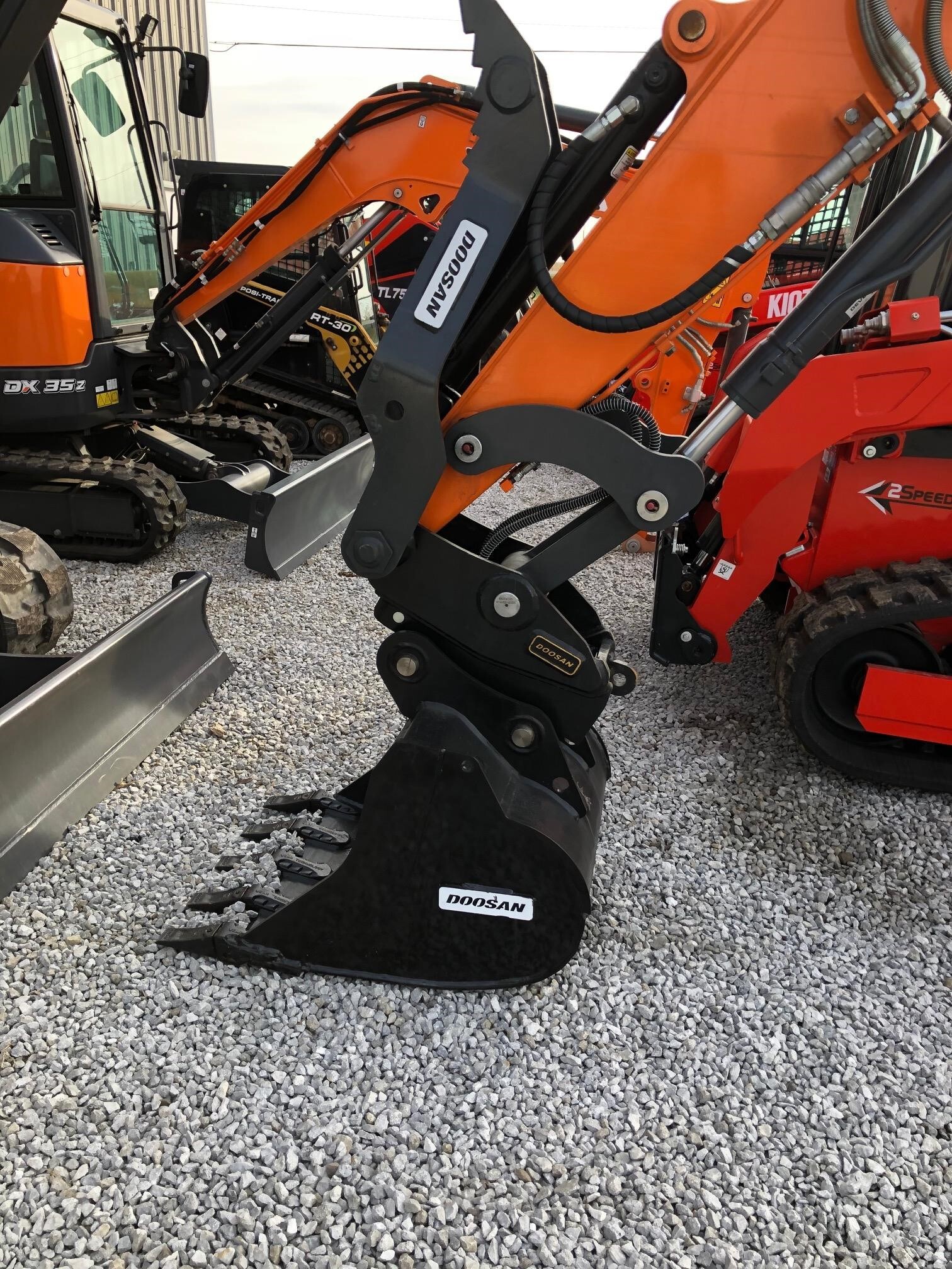 2024 Develon DX50Z-7
