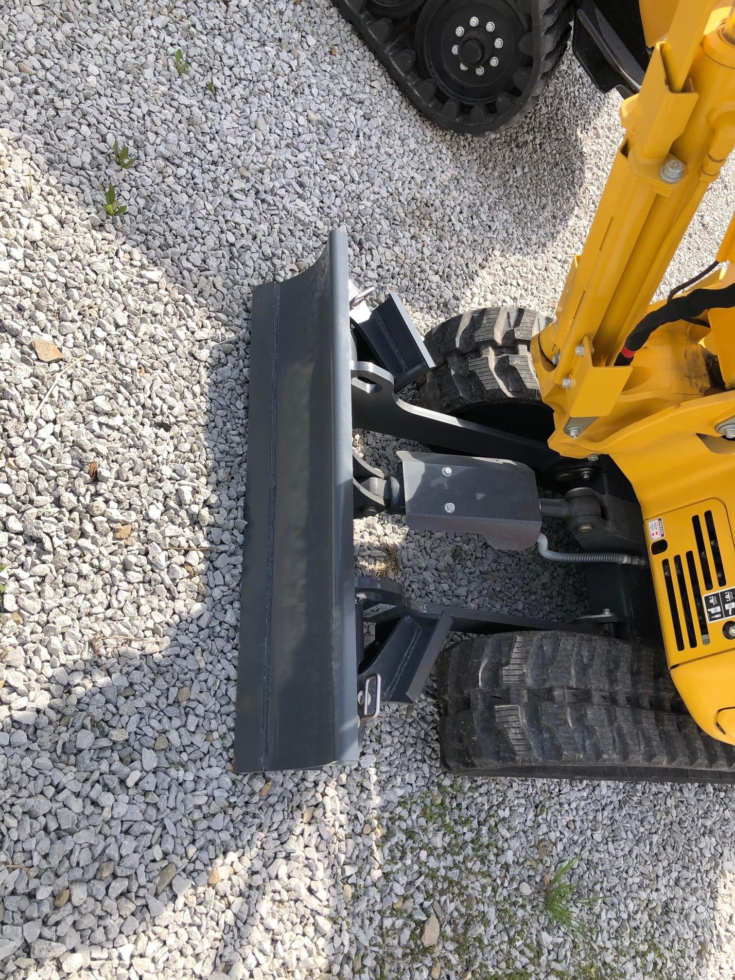 2025 Kobelco SK17SR-6E