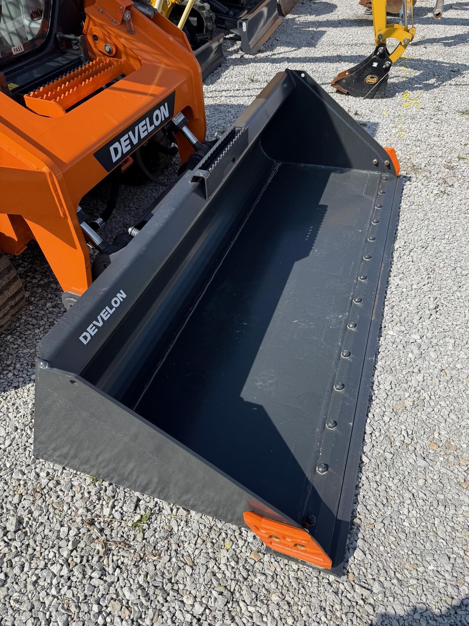 2026 Develon DTL35