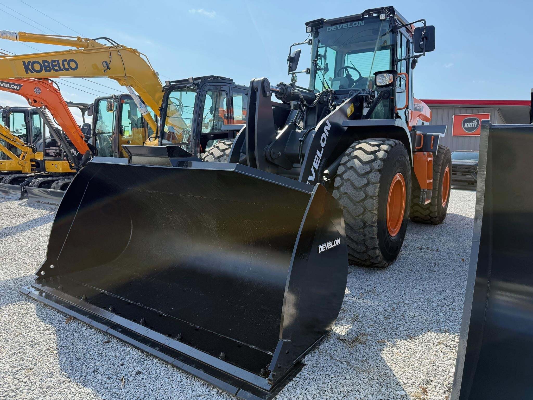 0 Develon DL250-7