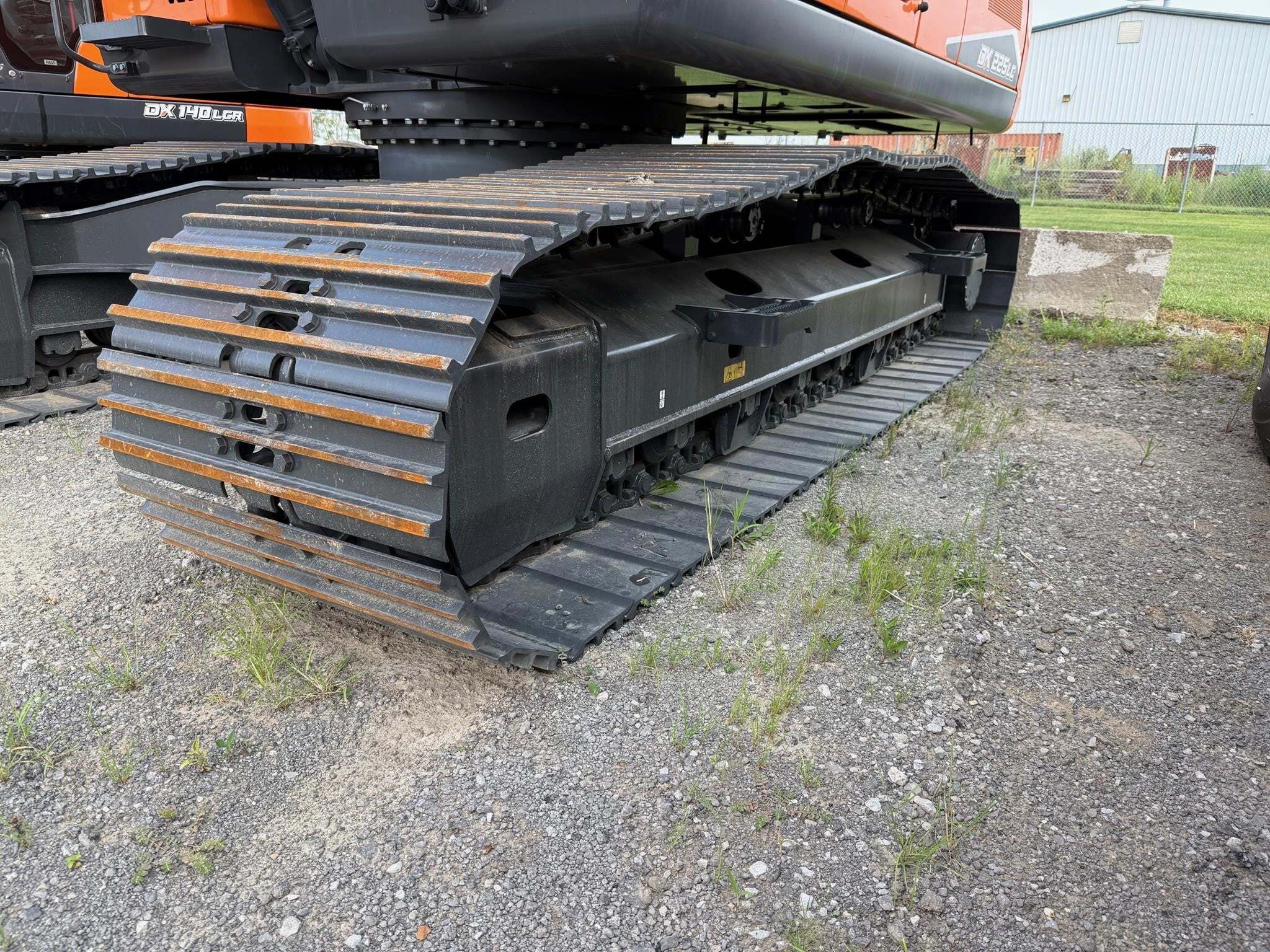 2025 Develon DX225 LC-7