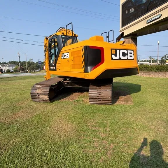 2026 JCB JS220X
