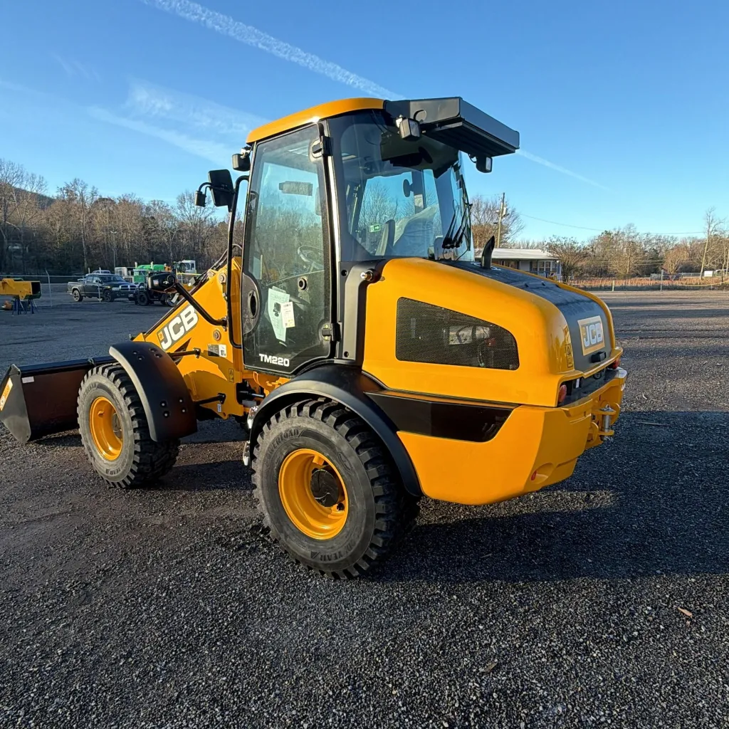 2026 JCB TM220