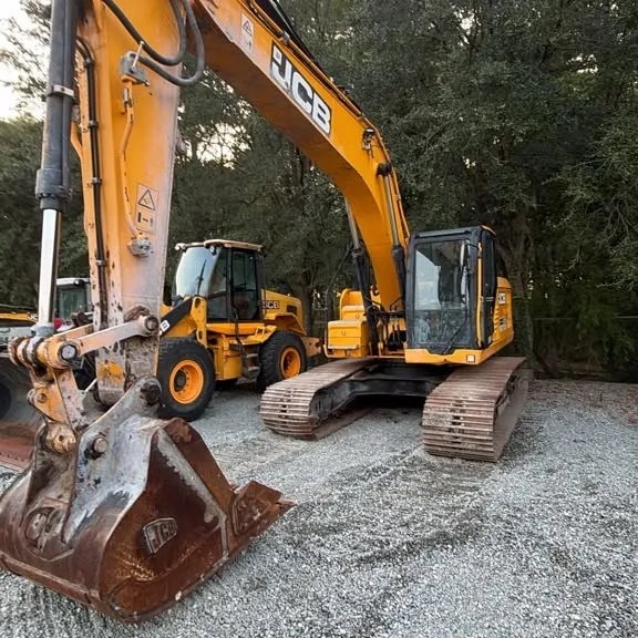 2021 JCB JS220X