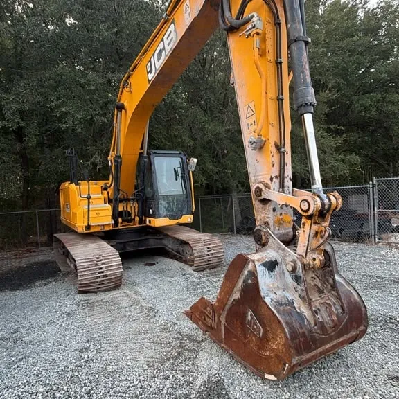 2021 JCB JS220X
