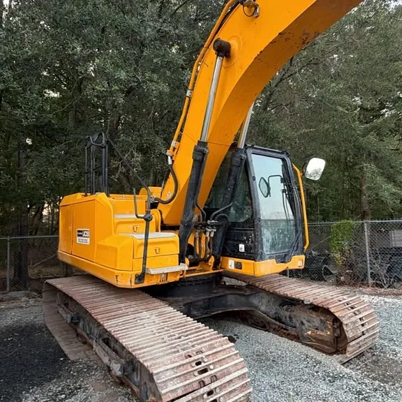 2021 JCB JS220X