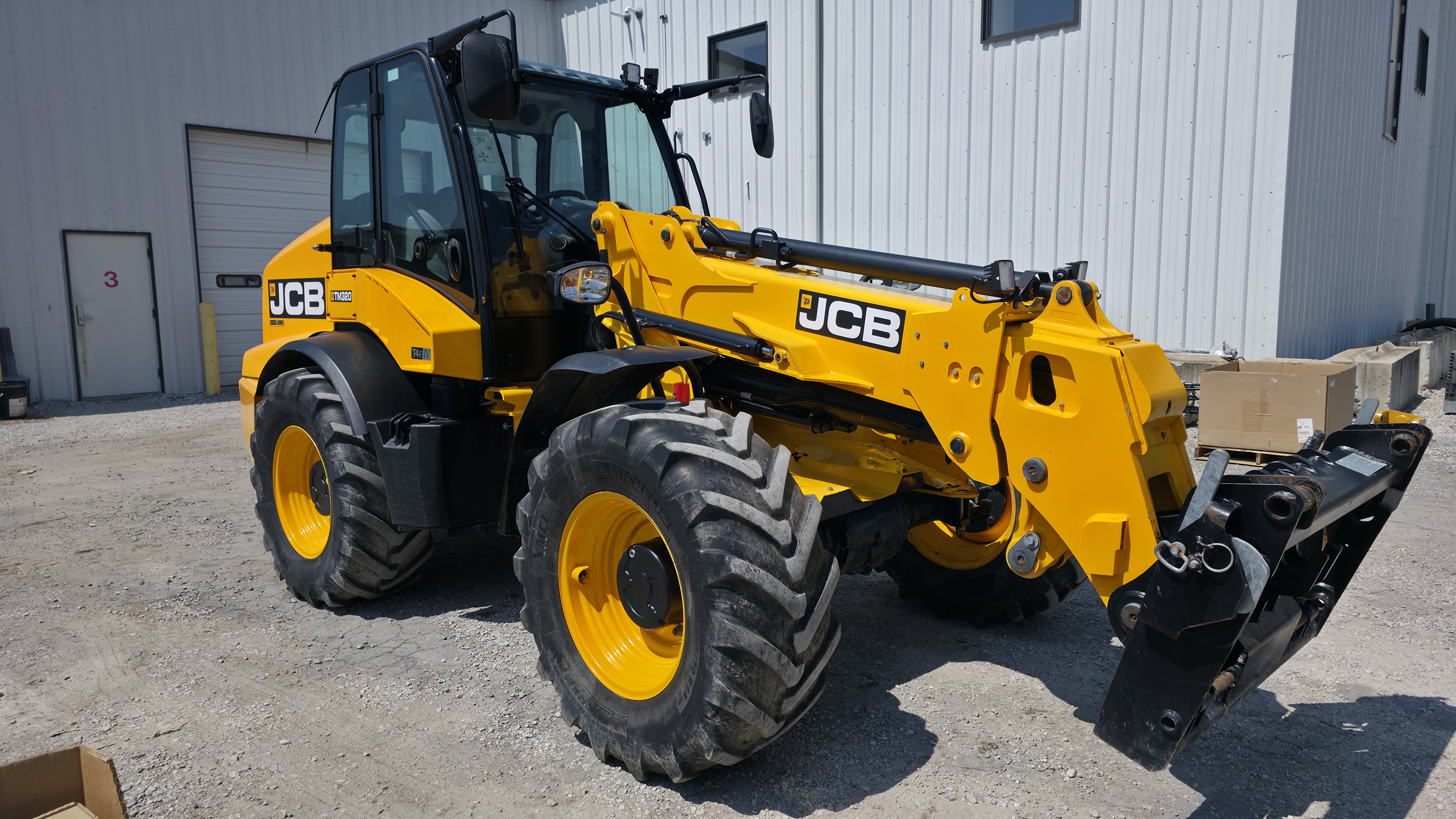 2022 JCB TM 320