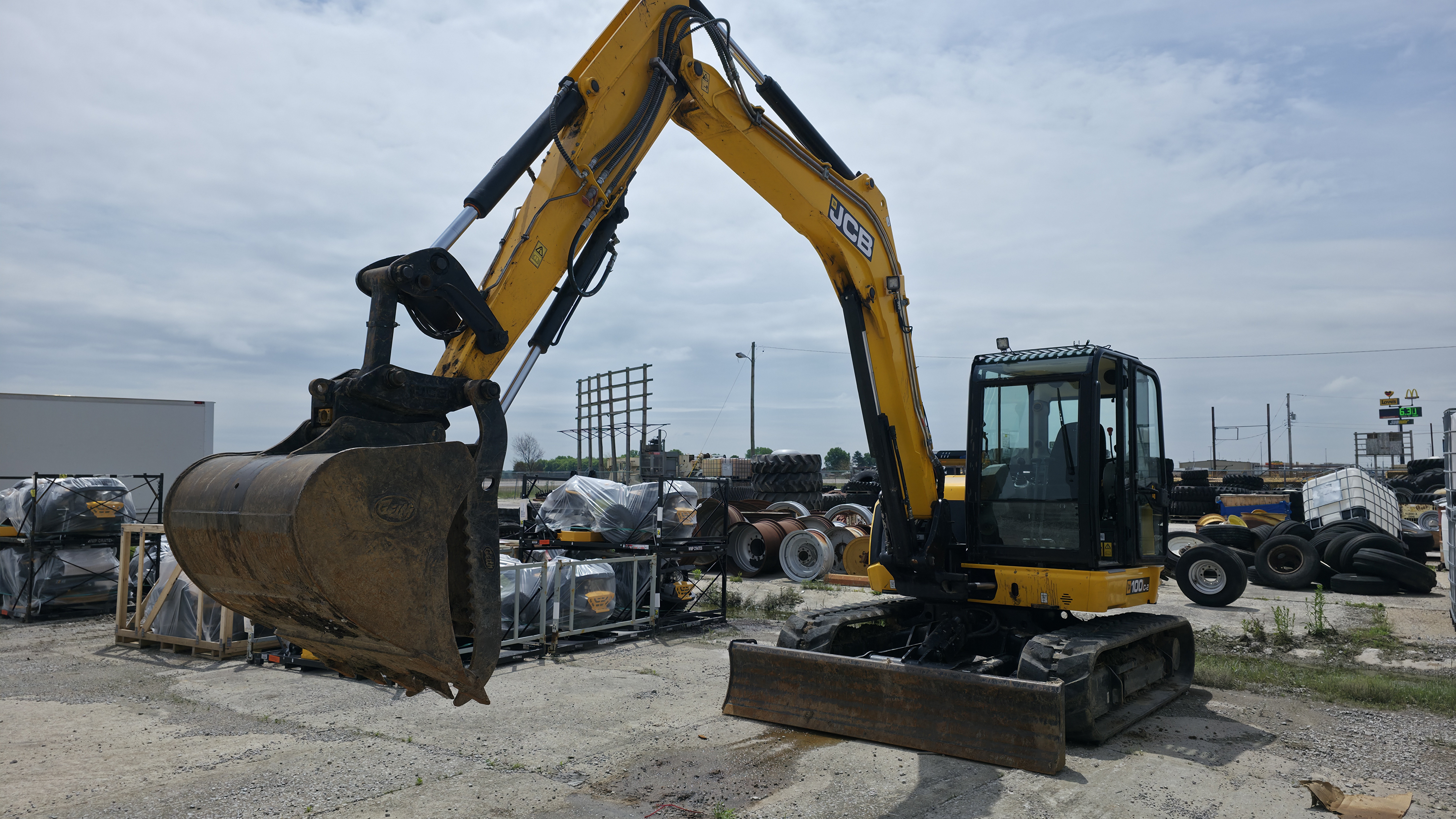 Photo of a 2022 JCB 100C-2