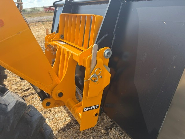 2024 JCB 536-95 AGRI