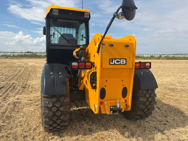 2024 JCB 536-95 AGRI