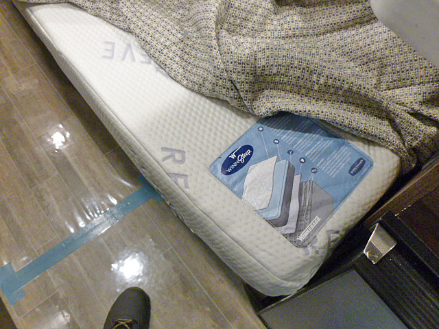 2025 Travato/59K/2025 image-32