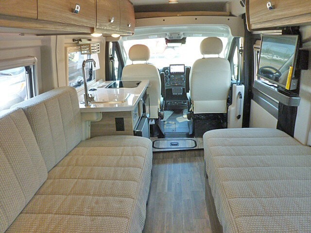 2024 Travato/59K/2024 image-6