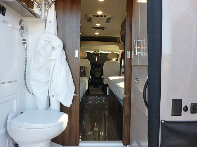 2024 Travato/59KL/2024 image-11