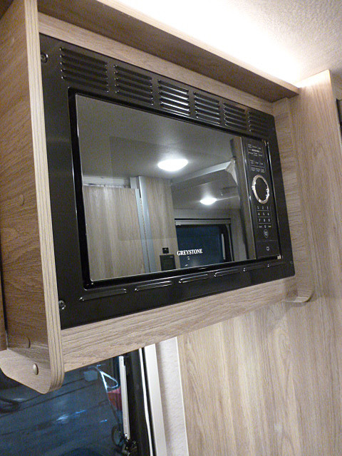 2025 EKKO/22A/2025 image-32