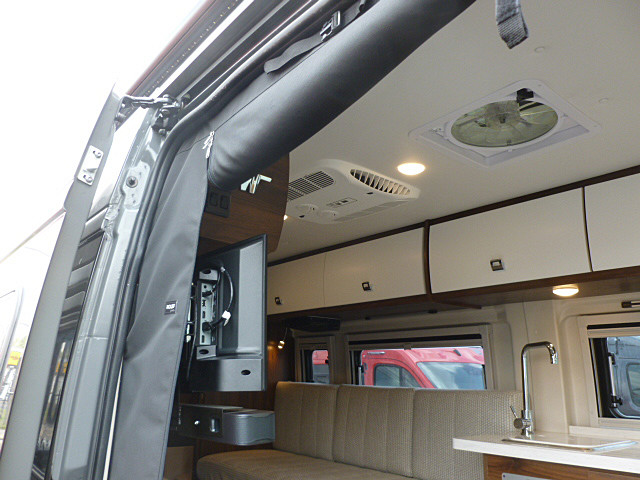 2025 Travato/59K/2025 image-13