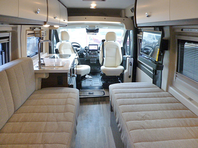 2025 Travato/59K/2025 image-26