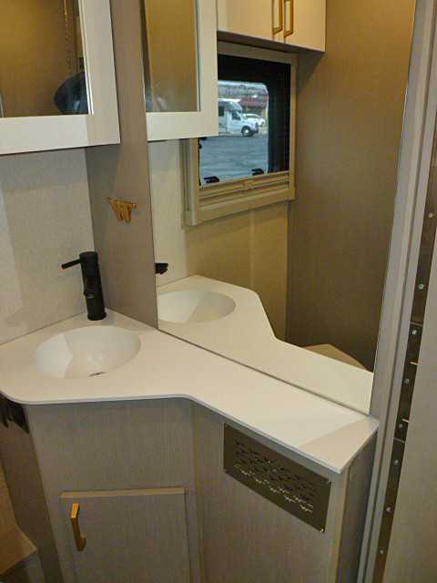 2026 Winnebago Navion 24R for Sale