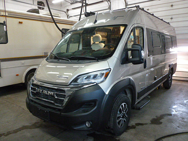 2025 Travato/59K/2025 image-4