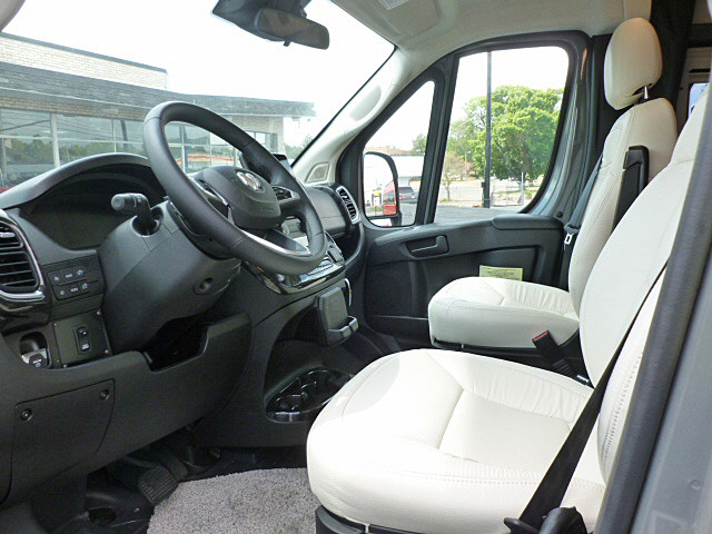 2025 Travato/59K/2025 image-7