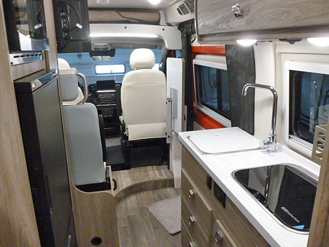 2024 Travato/59G/2024 image-21