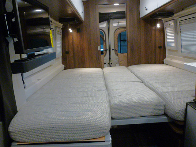 2025 Travato/59K/2025 image-36