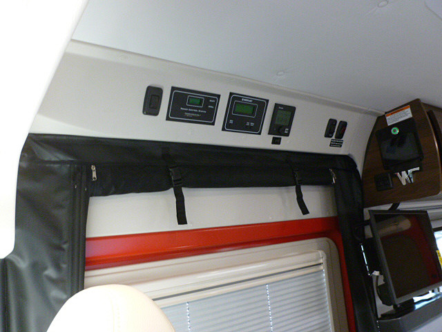 2024 Travato/59KL/2024 image-21