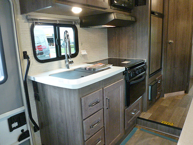 Minnie Winnie/22M/2025 image-19