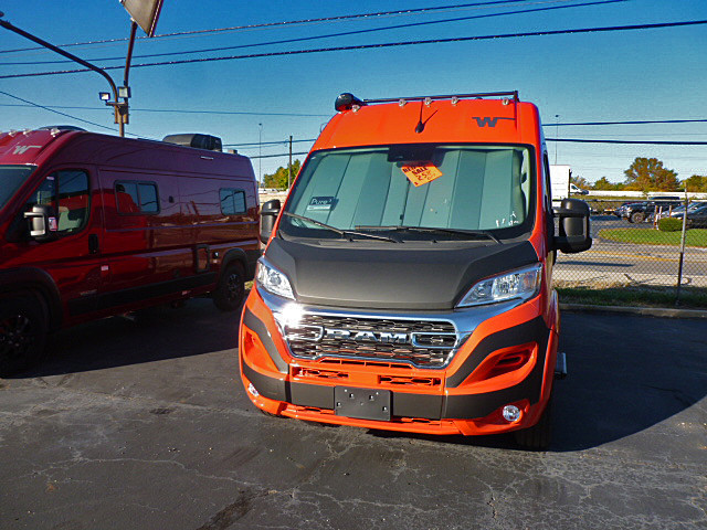 2024 Travato/59KL/2024 image-1