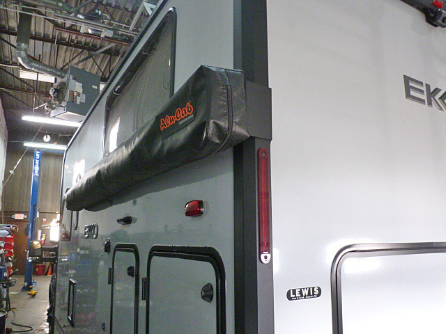 2025 EKKO/22A/2025 image-5