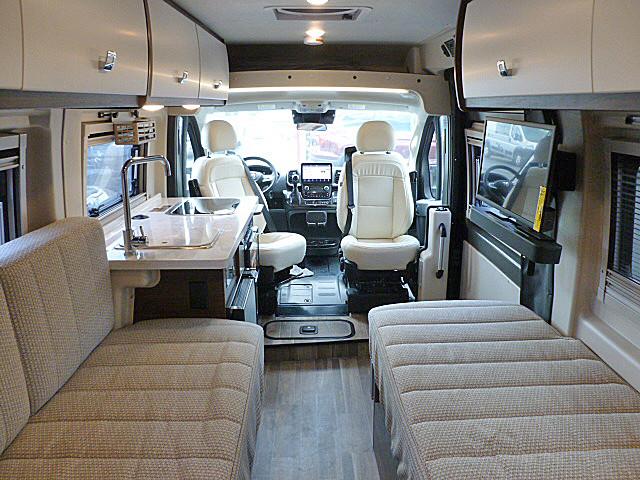 2025 Travato/59K/2025 image-23